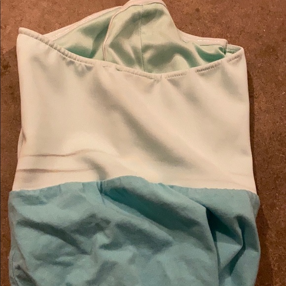 Seafoam colored sleeveless bodysuit - Picture 2 of 3